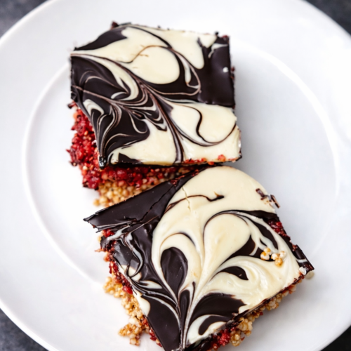 proteinreicher schoko himbeer riegel